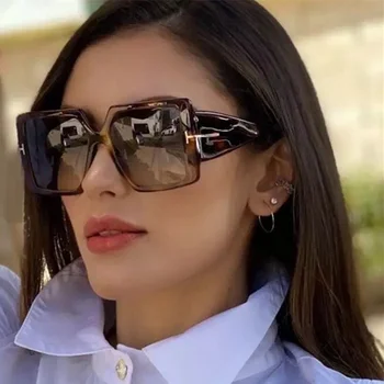 2021 Luksuzni Brand Crnci gradijent ispunjava Sunčane naočale za žene boxy Vintage prevelike Sunčane naočale sa slovima Ženske široke naočale UV400