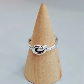 Jednostavan Retro Čvor Tajlandski Srebrna Boja Prstena Prsten Kontrolirane Veličine Nakit Za Žene U Rasutom Stanju