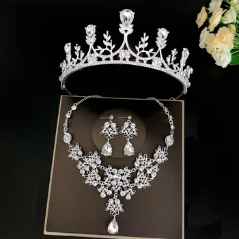TREAZY Srebrne boje Crystal Vjenčanje nakit setovi Modni tiaras Crown Naušnice Ogrlice Ogrlice Za žene Vjenčanica i Nakit setovi